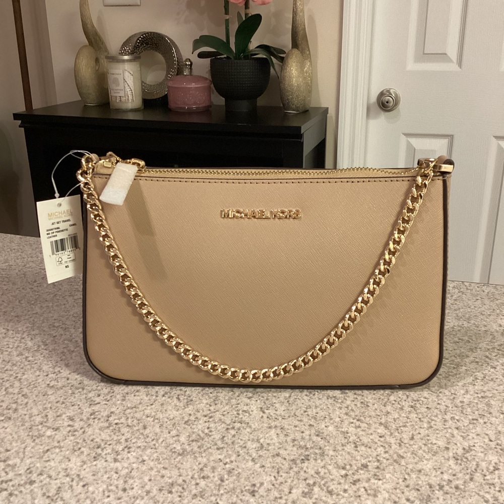 Michael Kors Tan Chain Jet Set Crossbody Bag - Picture 3 of 12